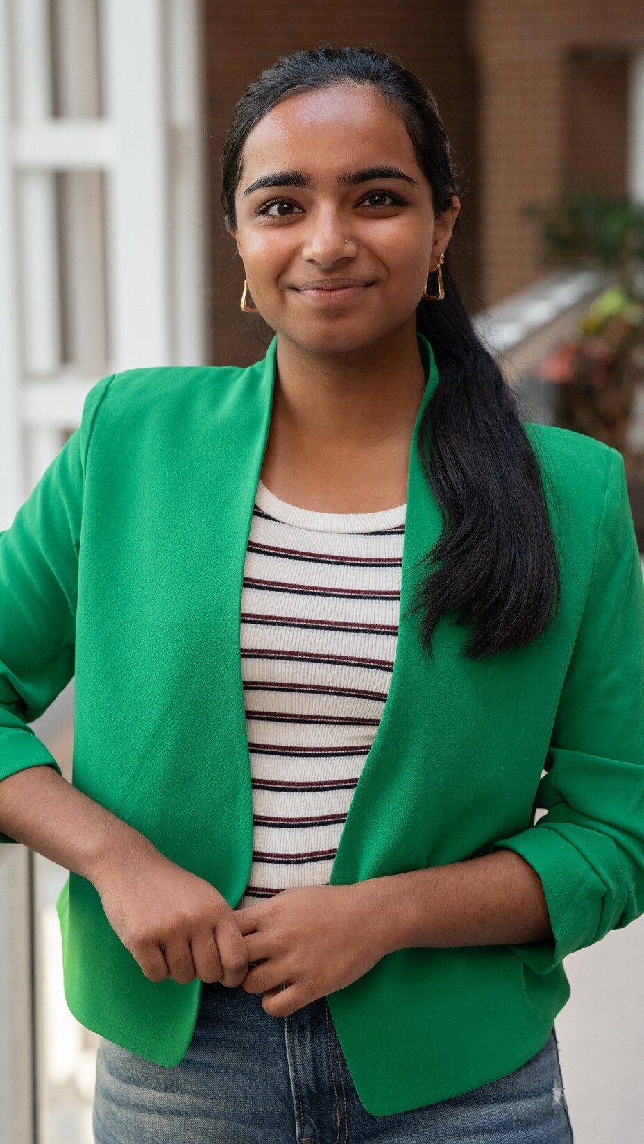 portrait of Sharanya Sivasathiyanathan